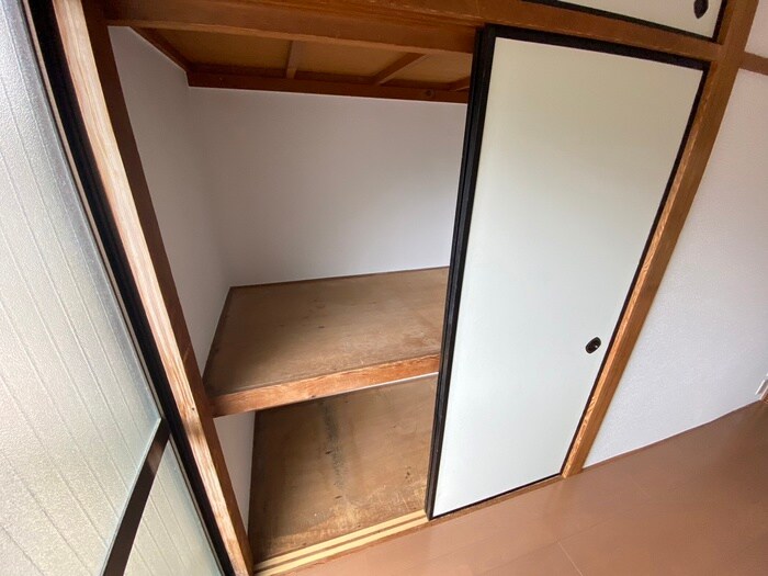 物件内観写真16　(収納)