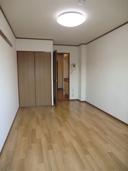 物件内観写真11　(居室)