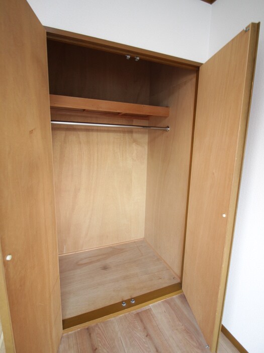 物件内観写真11　(収納)