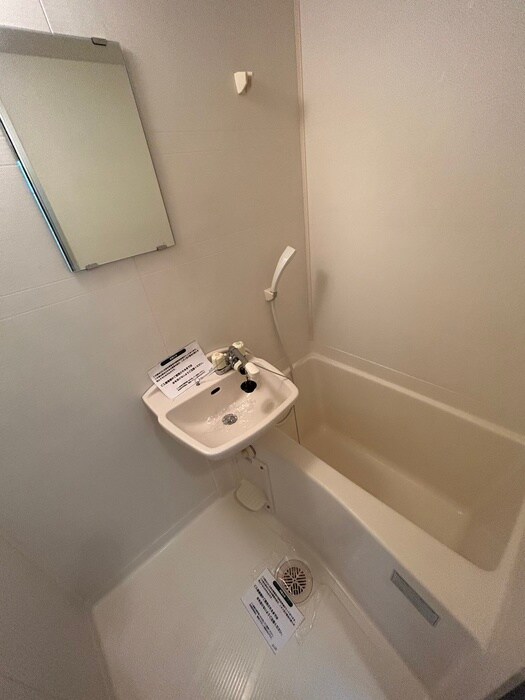 物件内観写真12　(バス／シャワールーム等)