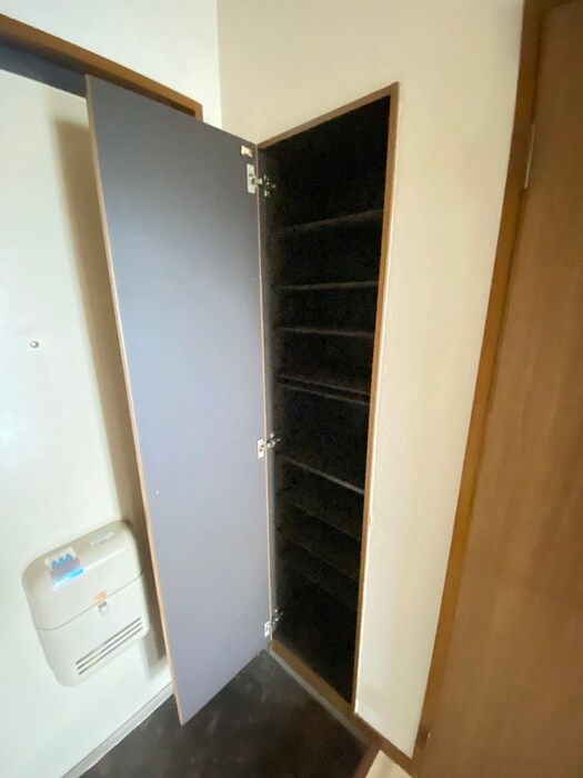 物件内観写真18　(靴箱)