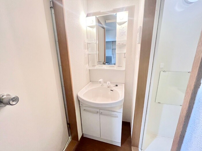 物件内観写真11　(洗面)