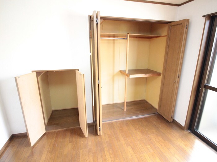 物件内観写真11　(収納)