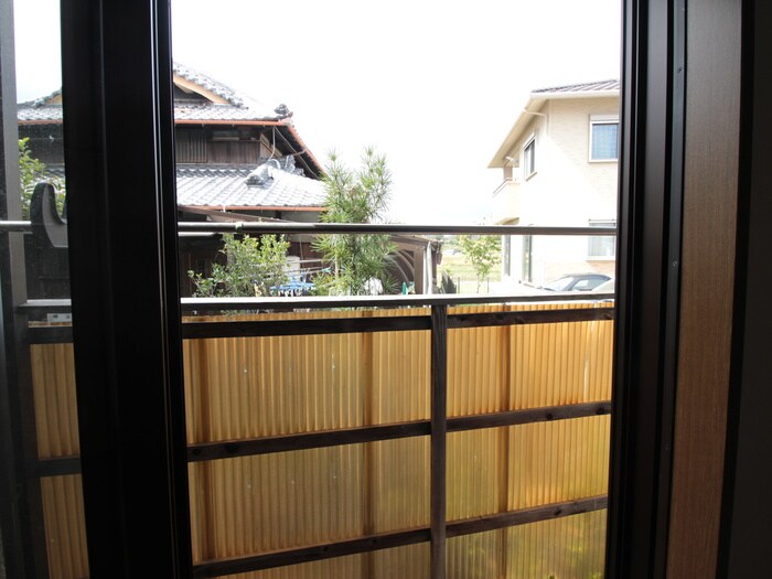 物件内観写真16　(室内からの展望)