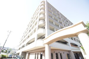 ｴｽﾃﾑｺｰﾄ宝塚ｱﾘｽﾄｸﾗｯﾄ（311）外観写真