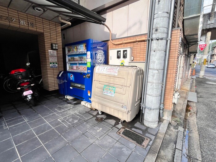 物件外観写真4　(建物設備)