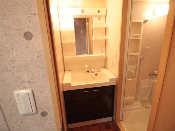 物件内観写真13　(洗面)