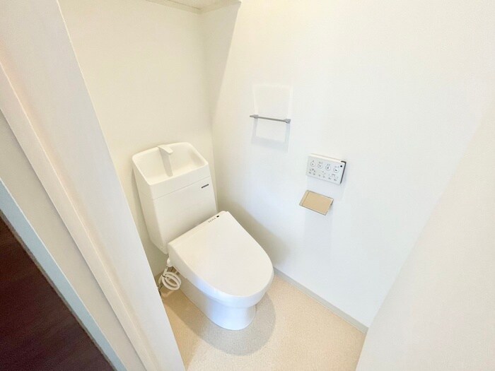 物件内観写真12　(トイレ)