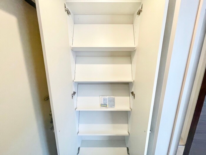物件内観写真14　(靴箱)