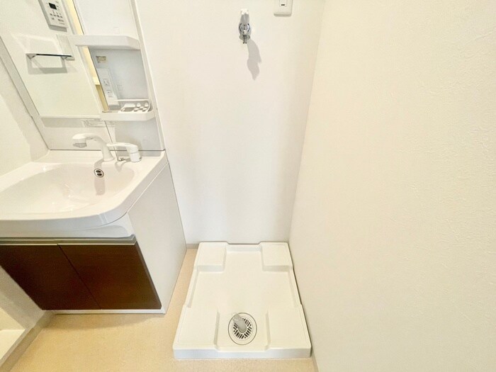 物件内観写真19　(洗濯機置場)