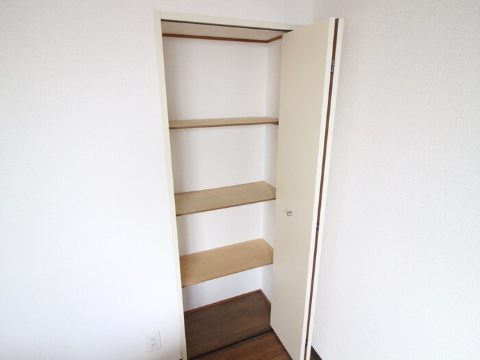 物件内観写真19　(収納)