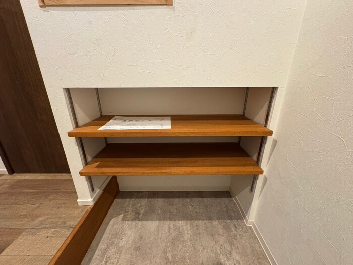 物件内観写真13　(靴箱)