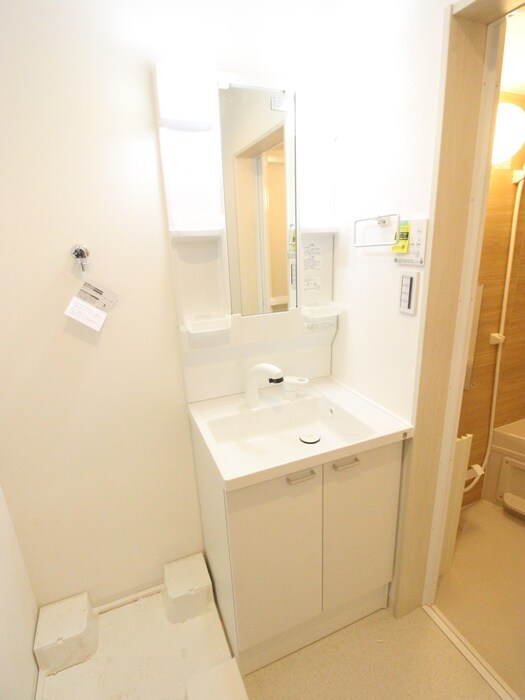 物件内観写真9　(洗面)