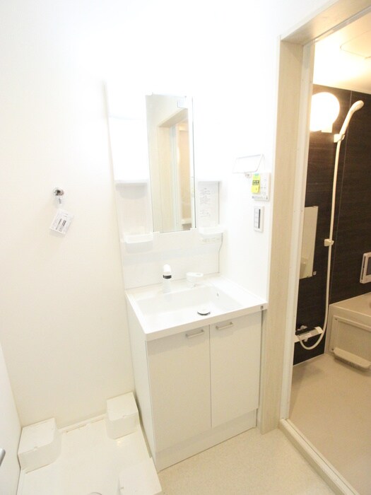 物件内観写真9　(洗面)