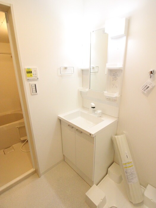 物件内観写真9　(洗面)