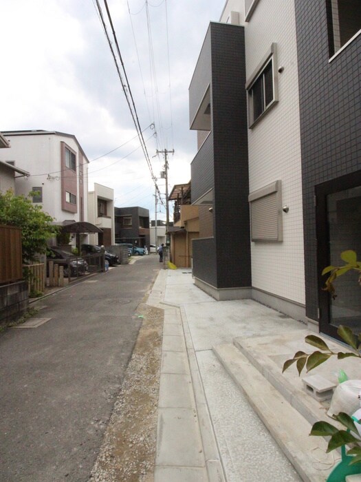 物件外観写真4　(周辺環境)