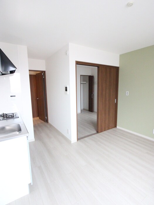 物件内観写真13　(居室)