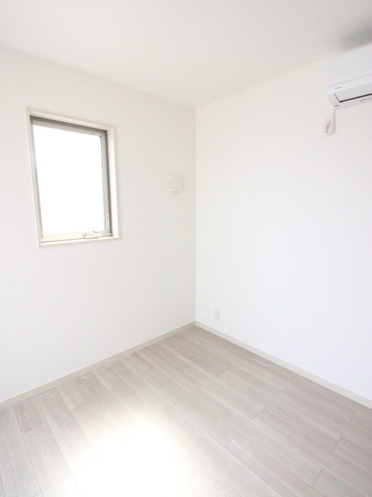 物件内観写真14　(居室)