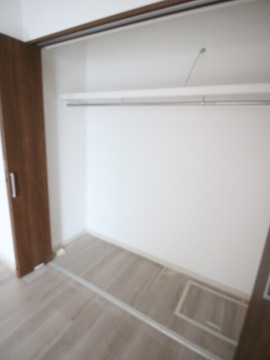 物件内観写真15　(収納)