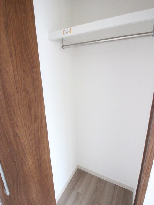 物件内観写真16　(収納)