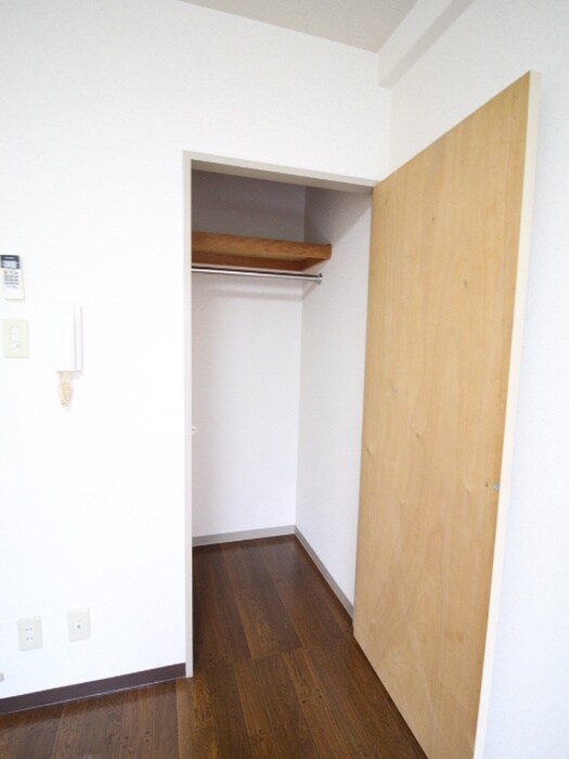 物件内観写真13　(収納)