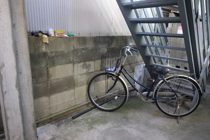 南花屋敷マンションの駐輪場