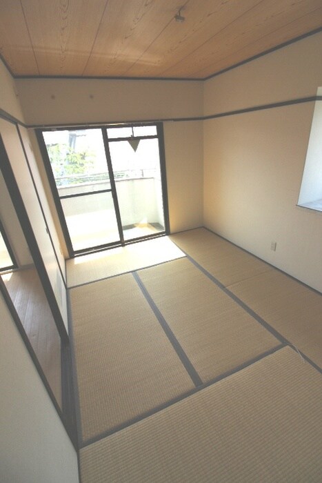 物件内観写真10　(居室)