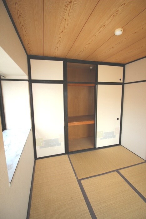 物件内観写真11　(収納)