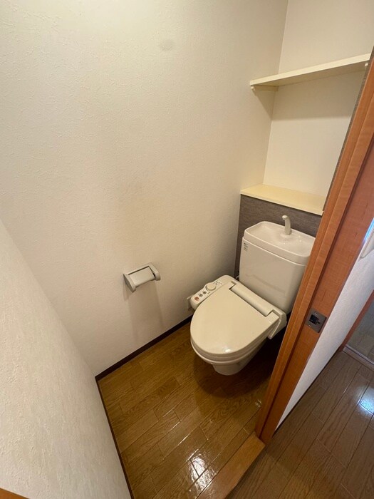 物件内観写真11　(トイレ)