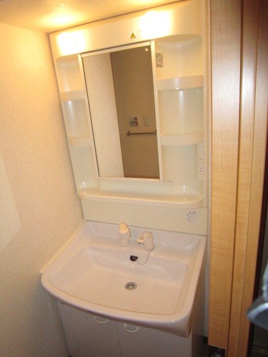 物件内観写真11　(洗面)