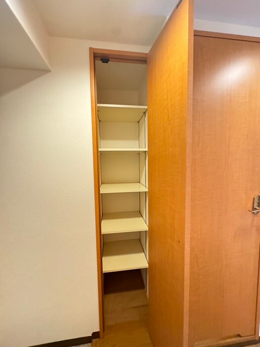 物件内観写真18　(靴箱)