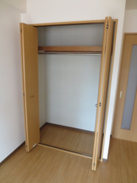 物件内観写真11　(収納)