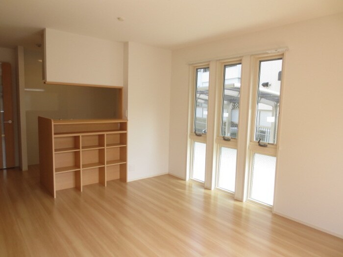 物件内観写真8　(居室)