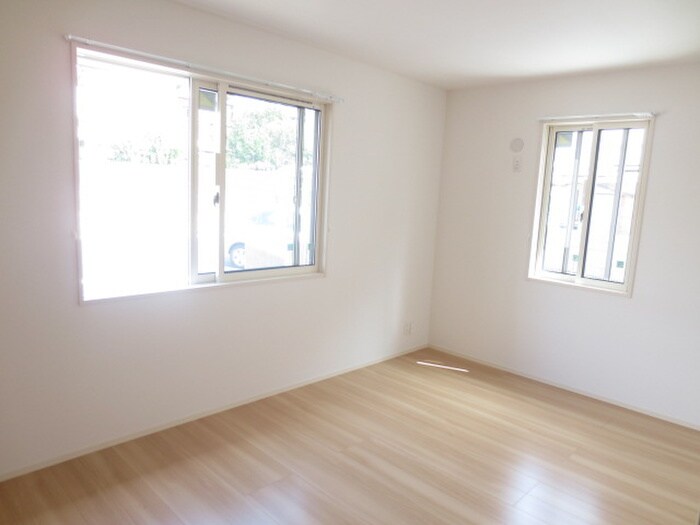 物件内観写真19　(居室)