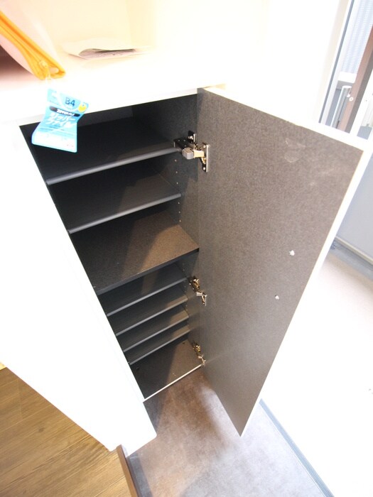 物件内観写真14　(靴箱)