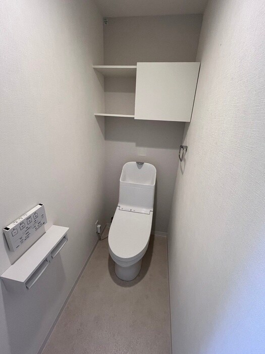 物件内観写真12　(トイレ)