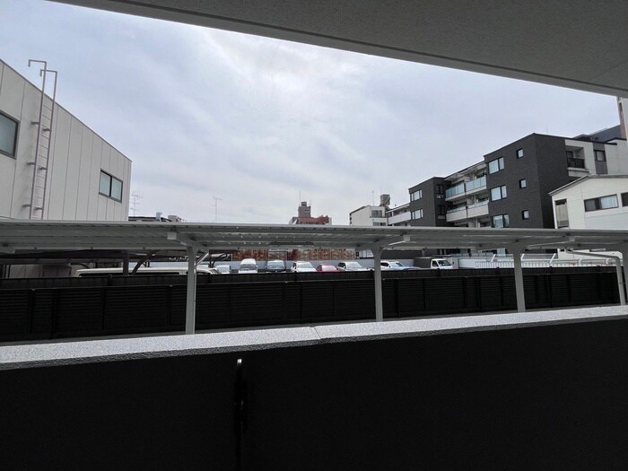 物件内観写真15　(室内からの展望)