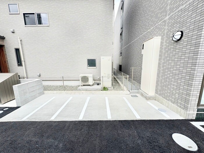 物件外観写真5　(駐輪場)