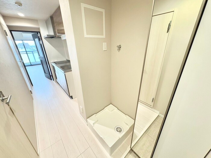 物件内観写真15　(洗濯機置場)