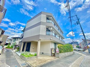 メゾン57外観写真