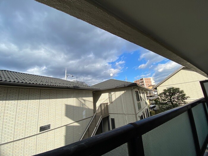 物件内観写真22　(室内からの展望)