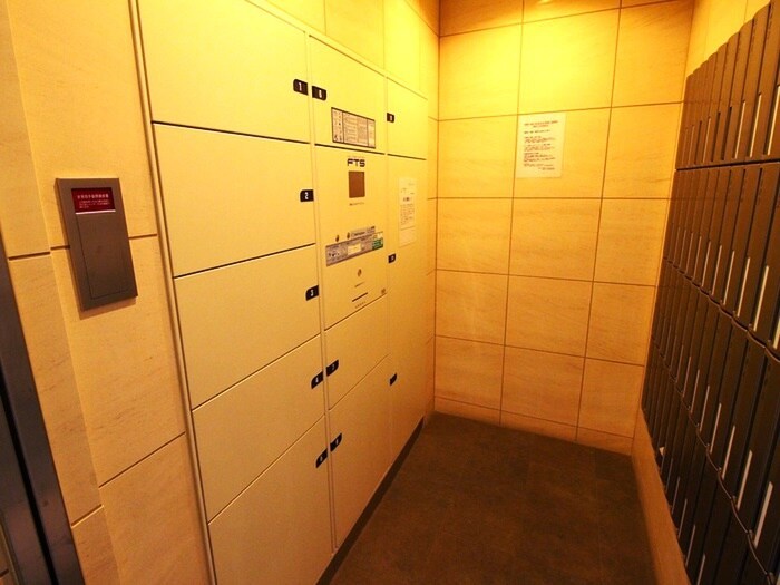 物件外観写真6　(建物設備)