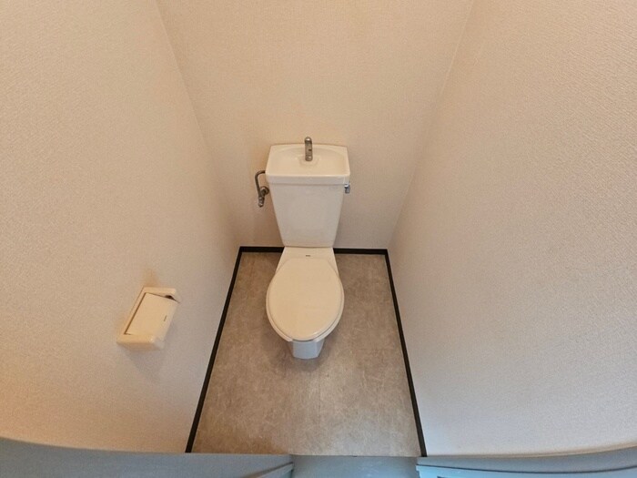 物件内観写真11　(トイレ)