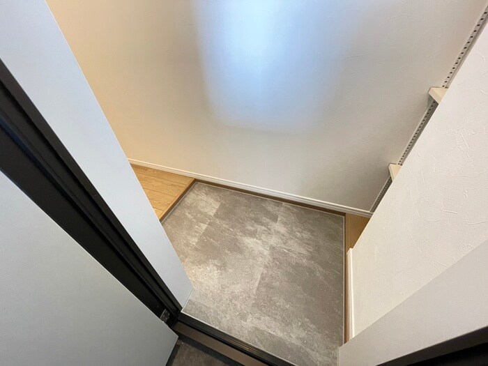 物件内観写真19　(玄関)