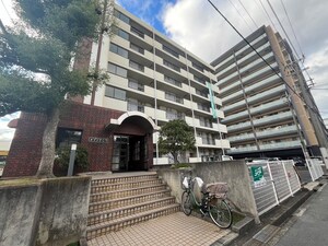 メゾンナニワ外観写真