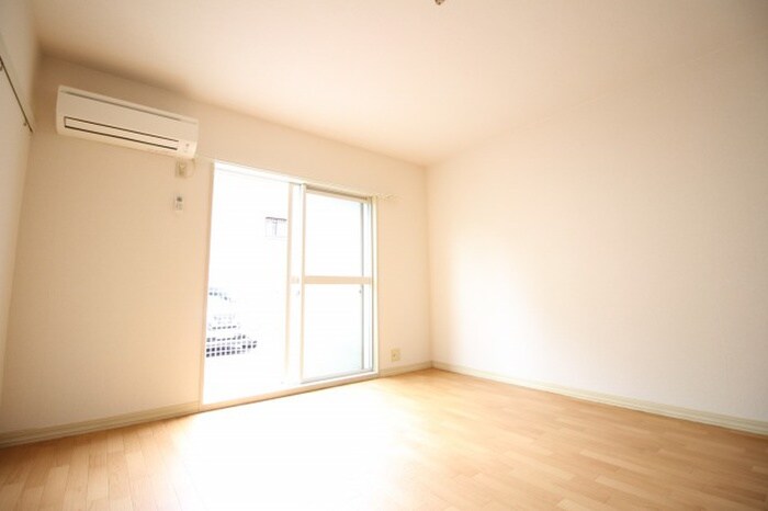 物件内観写真17　(居室)