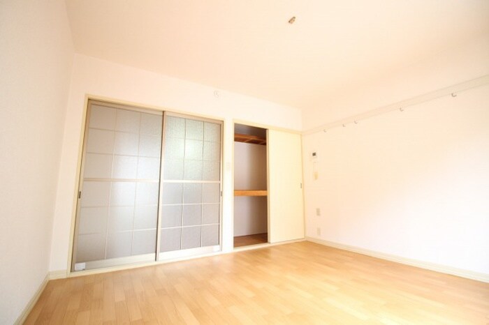物件内観写真18　(居室)