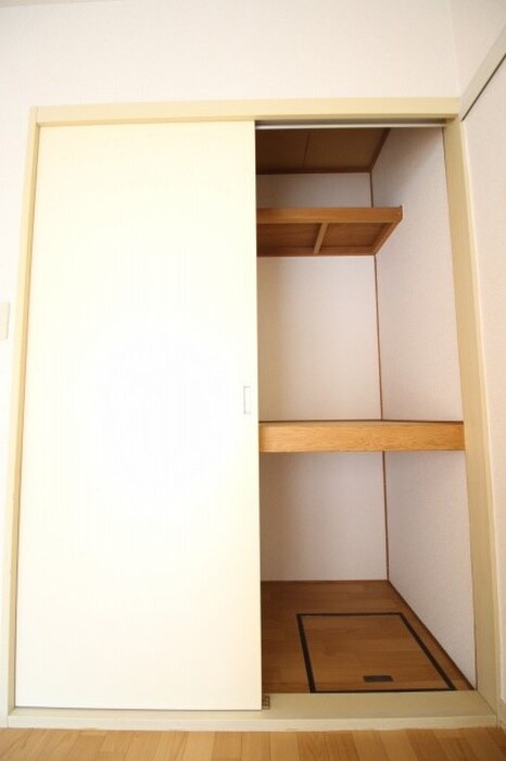 物件内観写真20　(収納)