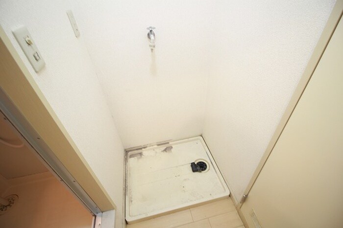 物件内観写真20　(洗濯機置場)