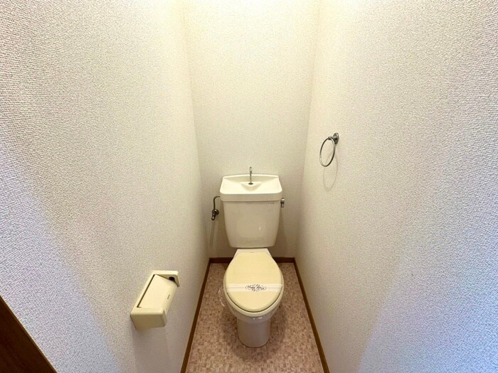 物件内観写真10　(トイレ)